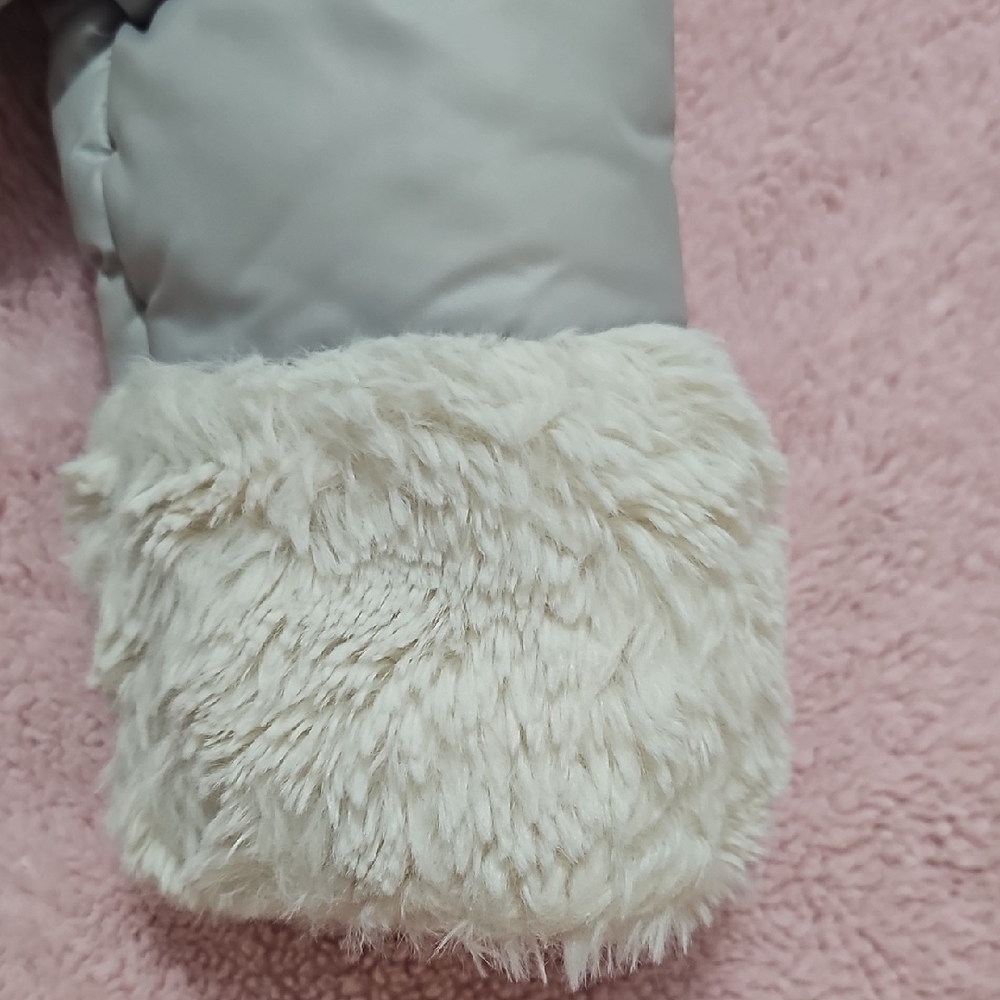 Michael Kors Gray Puffer Jacket with Cream Accents - Picture 11 of 11